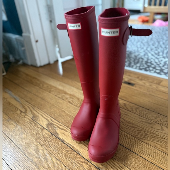 Hunter Shoes - Hunter Tall Red Waterproof Boots - Size 6 - NWOB